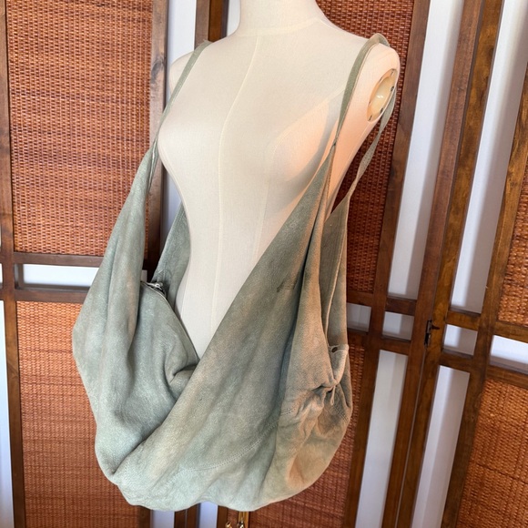 Free People WTF Sun Faded Hobo - Cactus lamb suede - Picture 9 of 14